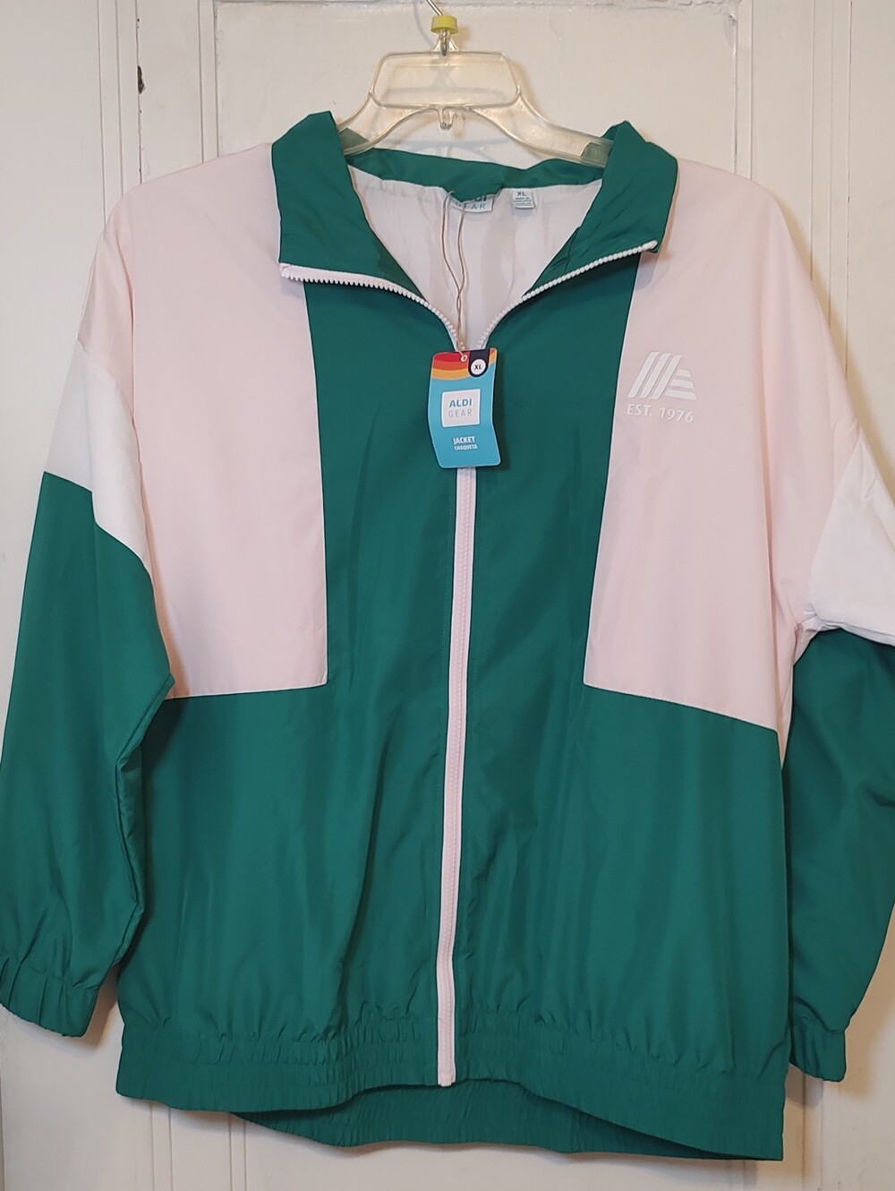 Aldi Gear Women's Size XL Jacket NWT Green/Pink/White